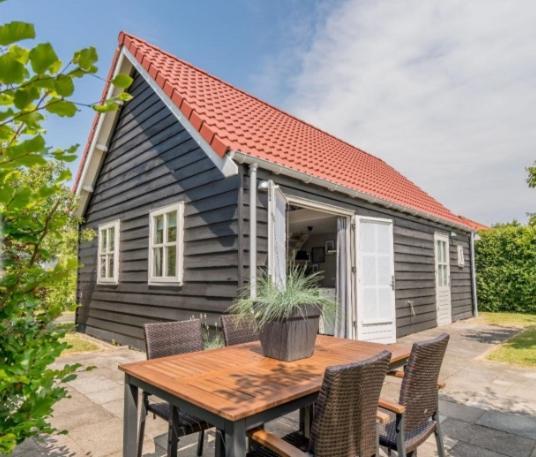 Villa 'T Schouws Uusje Burgh-Haamstede Exterior foto